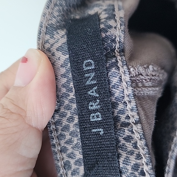 J Brand Lillie Button Up Coated Snakeskin Print Cotton Jeans - Picture 6 of 11